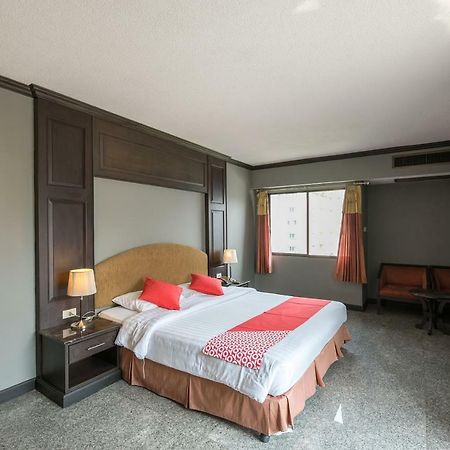 The Euro Grande Hotel Bangkok Dış mekan fotoğraf