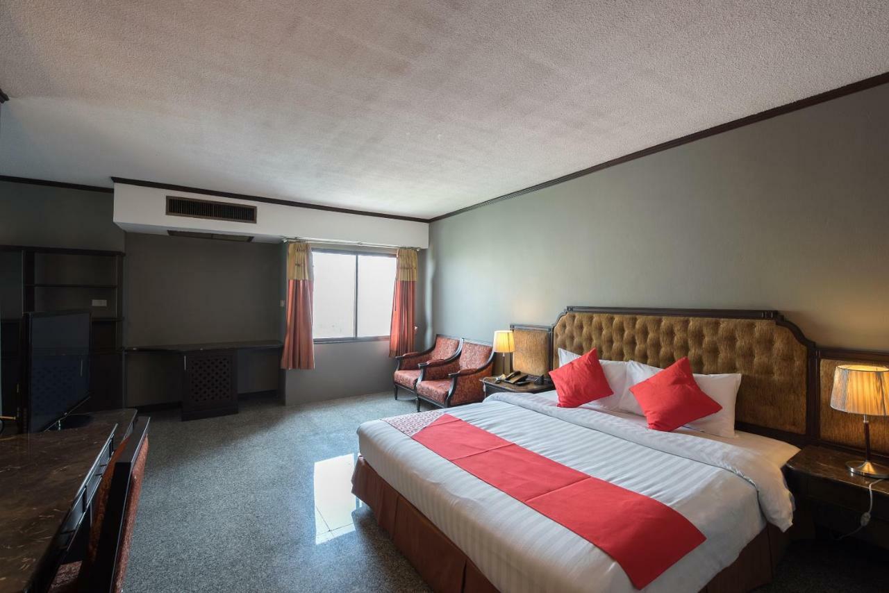 The Euro Grande Hotel Bangkok Dış mekan fotoğraf
