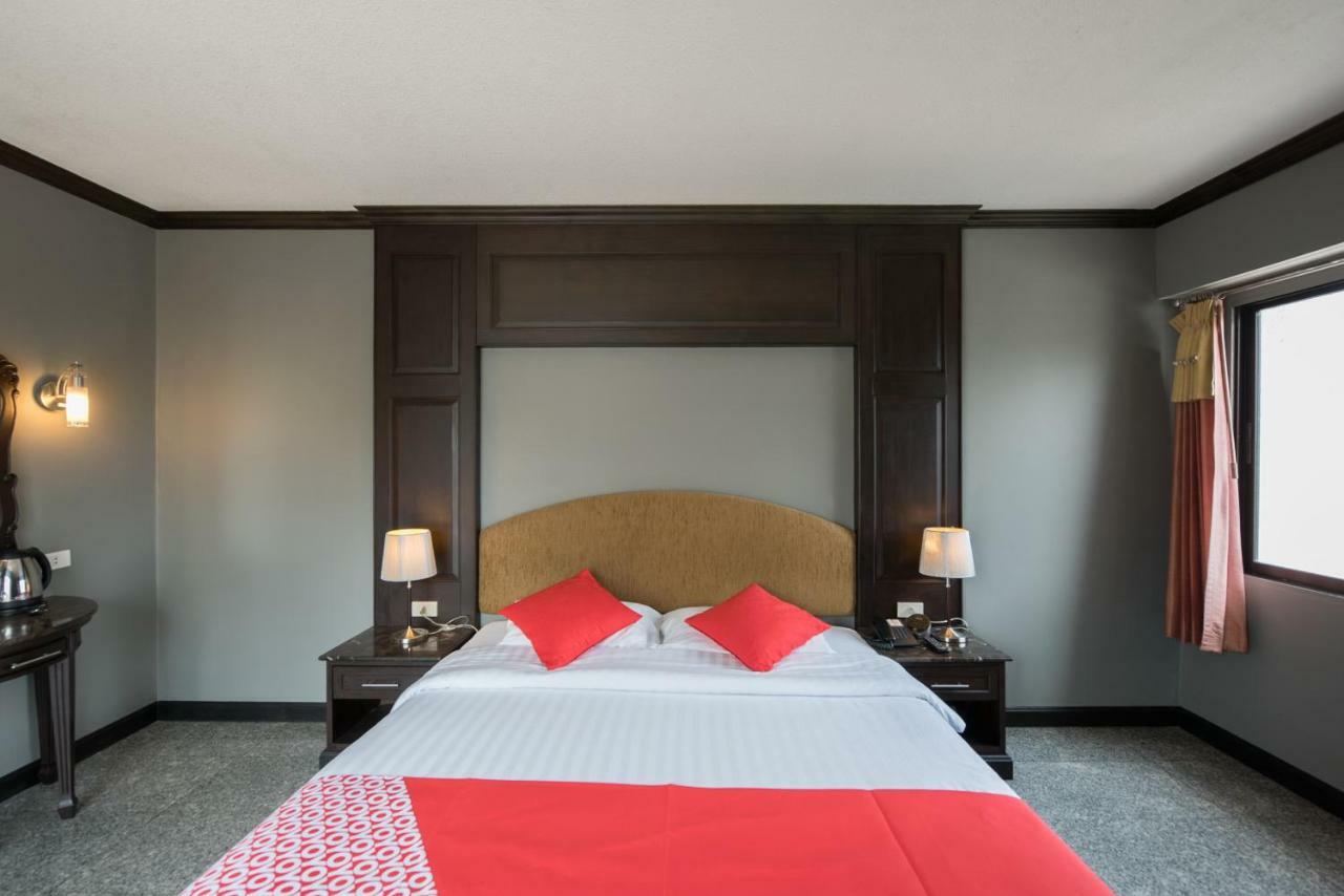 The Euro Grande Hotel Bangkok Dış mekan fotoğraf