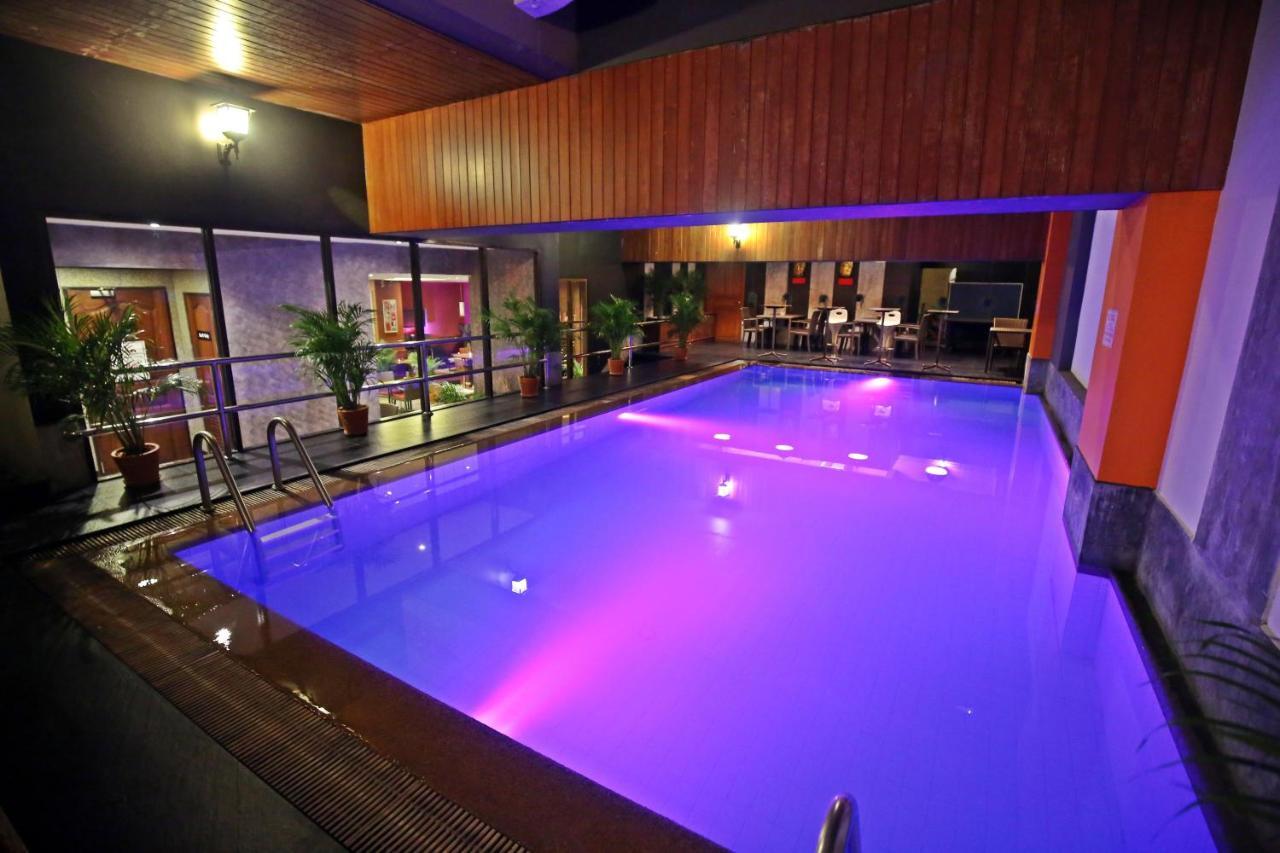 The Euro Grande Hotel Bangkok Dış mekan fotoğraf