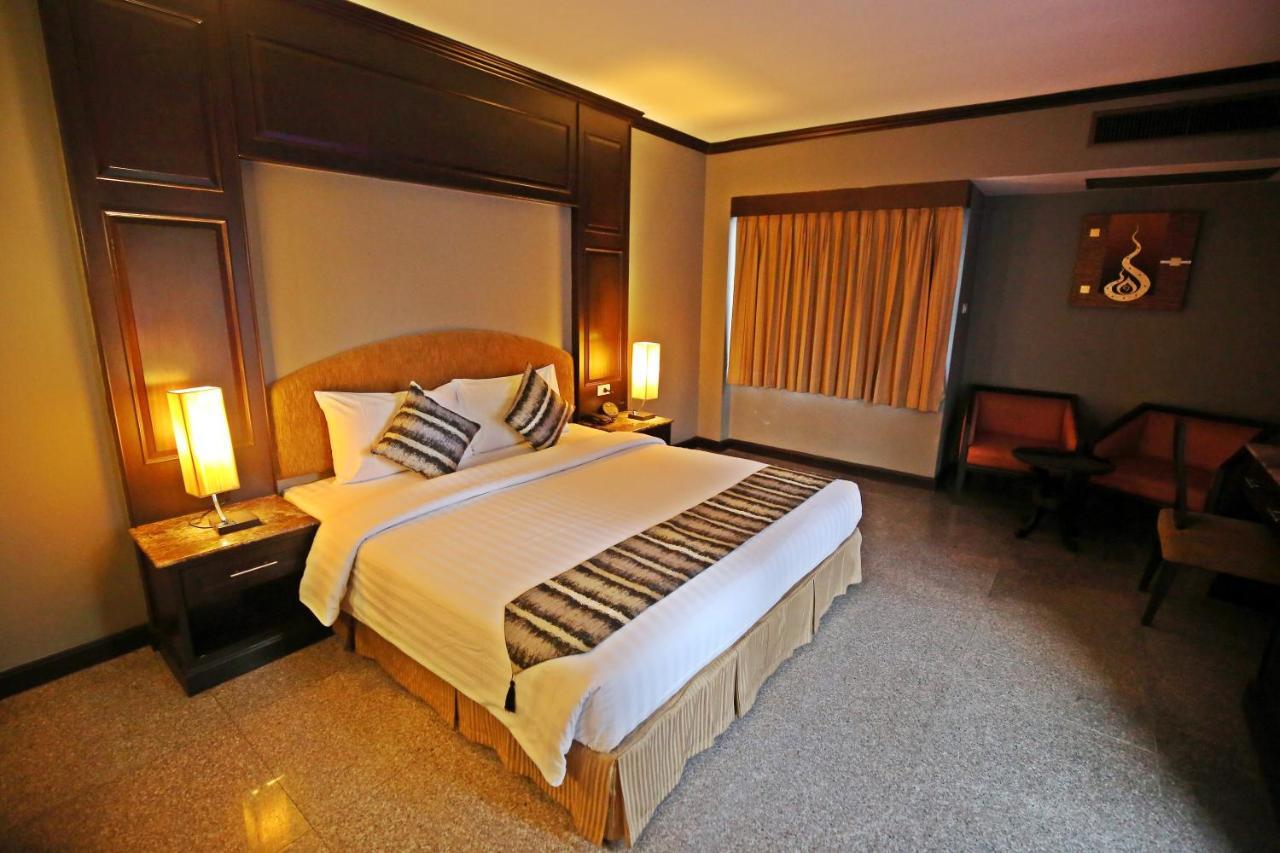 The Euro Grande Hotel Bangkok Dış mekan fotoğraf